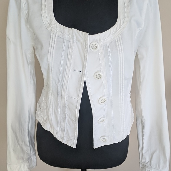 White House Black market cropped jacket - Picture 2 of 7